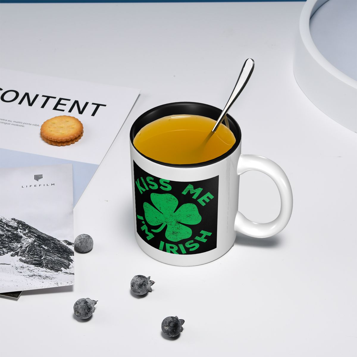 Tazza 'Kiss Me I'm Irish' in C - Coffee Tea With Me recensione e prezzo